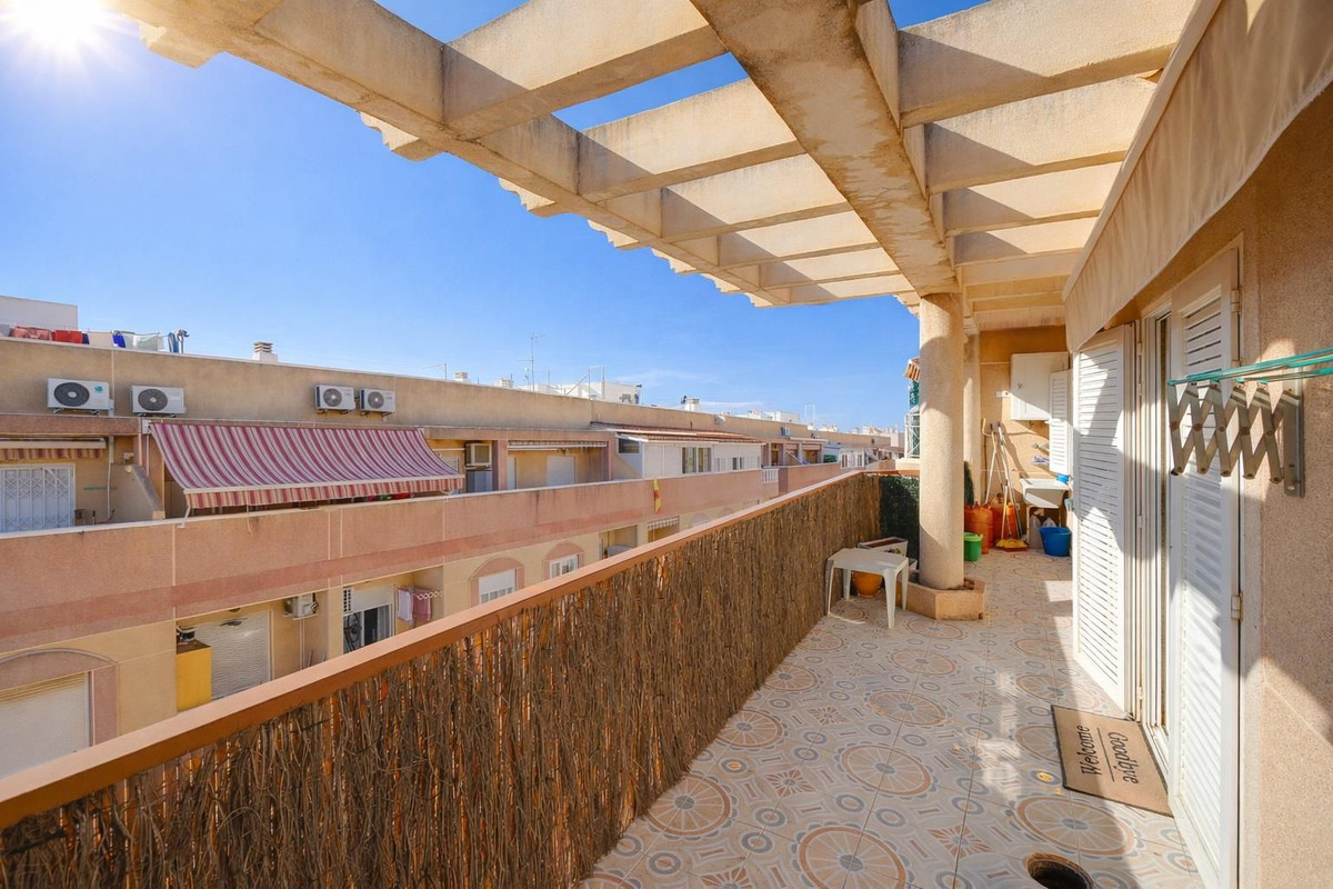 Appartement te koop in Torrevieja | 2 slaapkamers H5407633