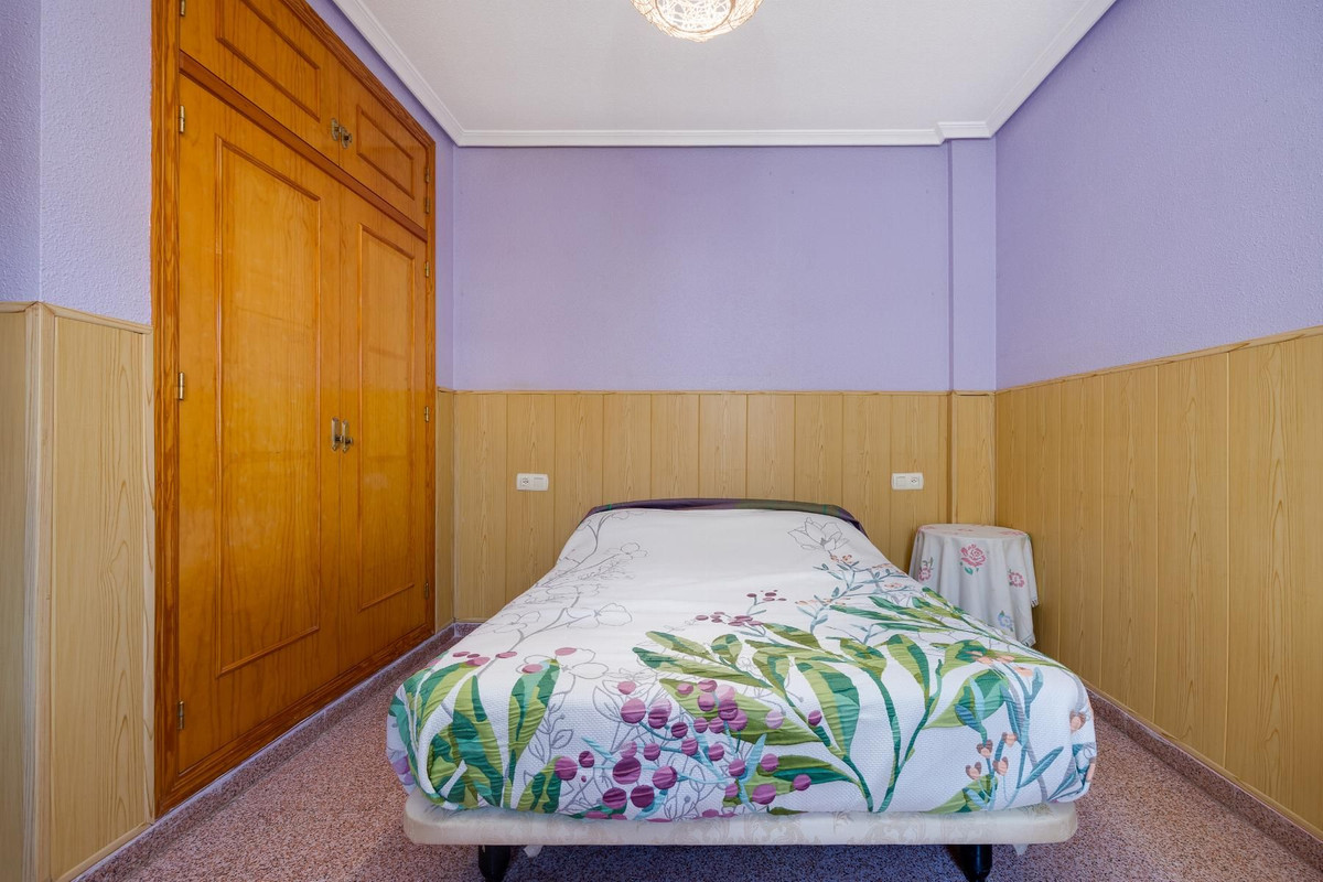 Appartement te koop in Torrevieja | 2 slaapkamers H5407633