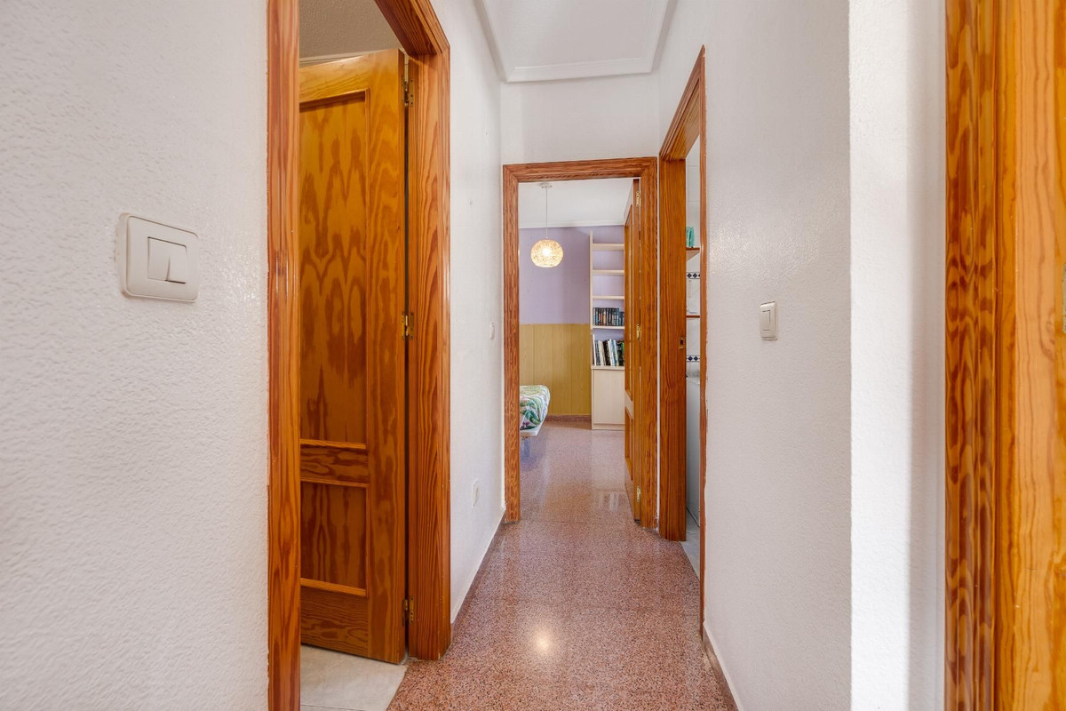 Appartement te koop in Torrevieja | 2 slaapkamers H5407633