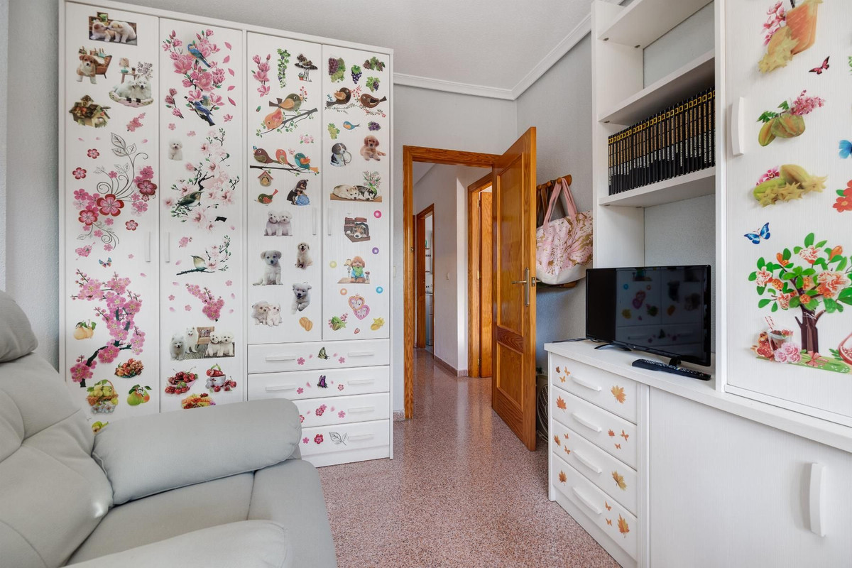Appartement te koop in Torrevieja | 2 slaapkamers H5407633