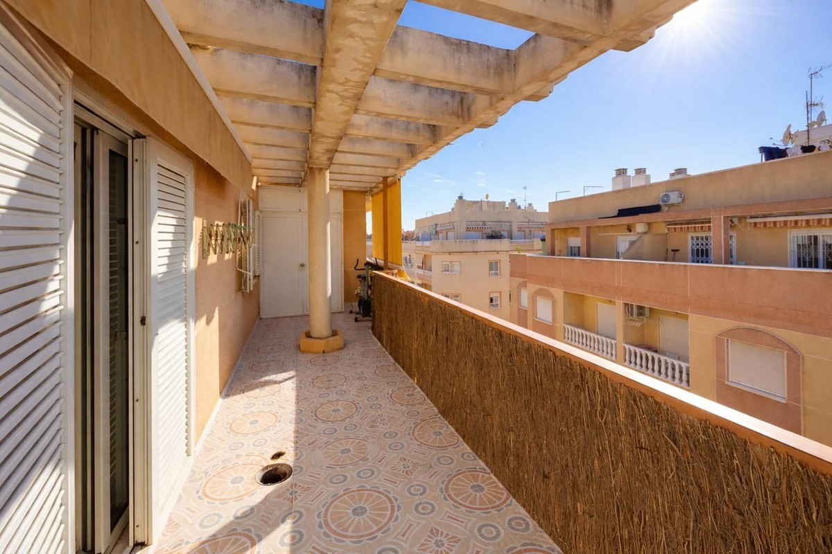 Appartement te koop in Torrevieja | 2 slaapkamers H5407633