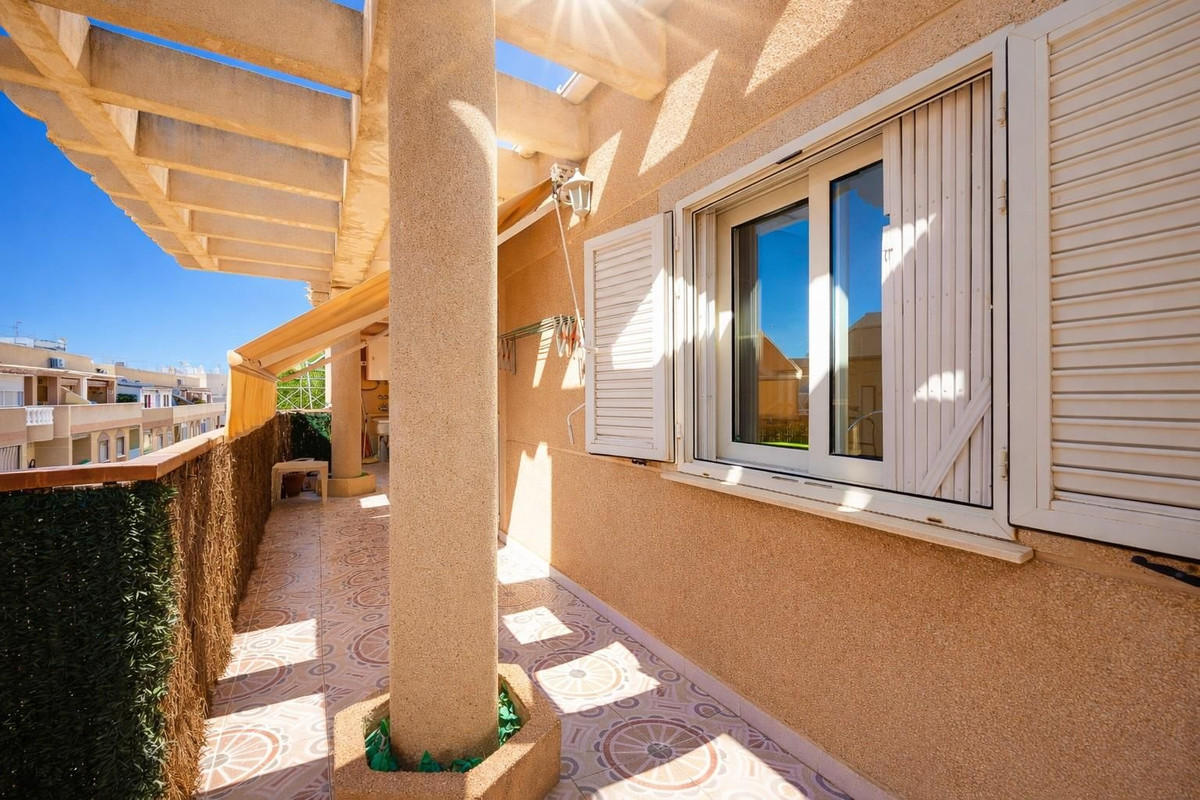 Appartement te koop in Torrevieja | 2 slaapkamers H5407633