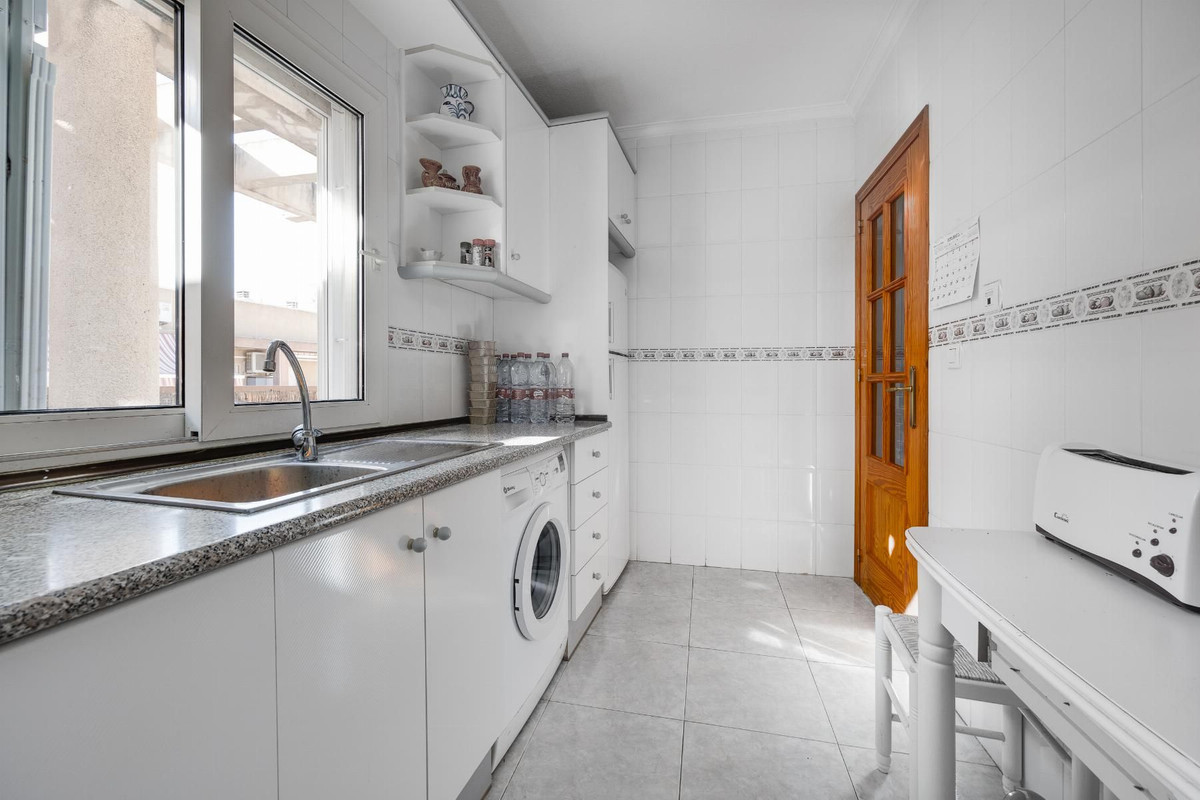 Appartement te koop in Torrevieja | 2 slaapkamers H5407633