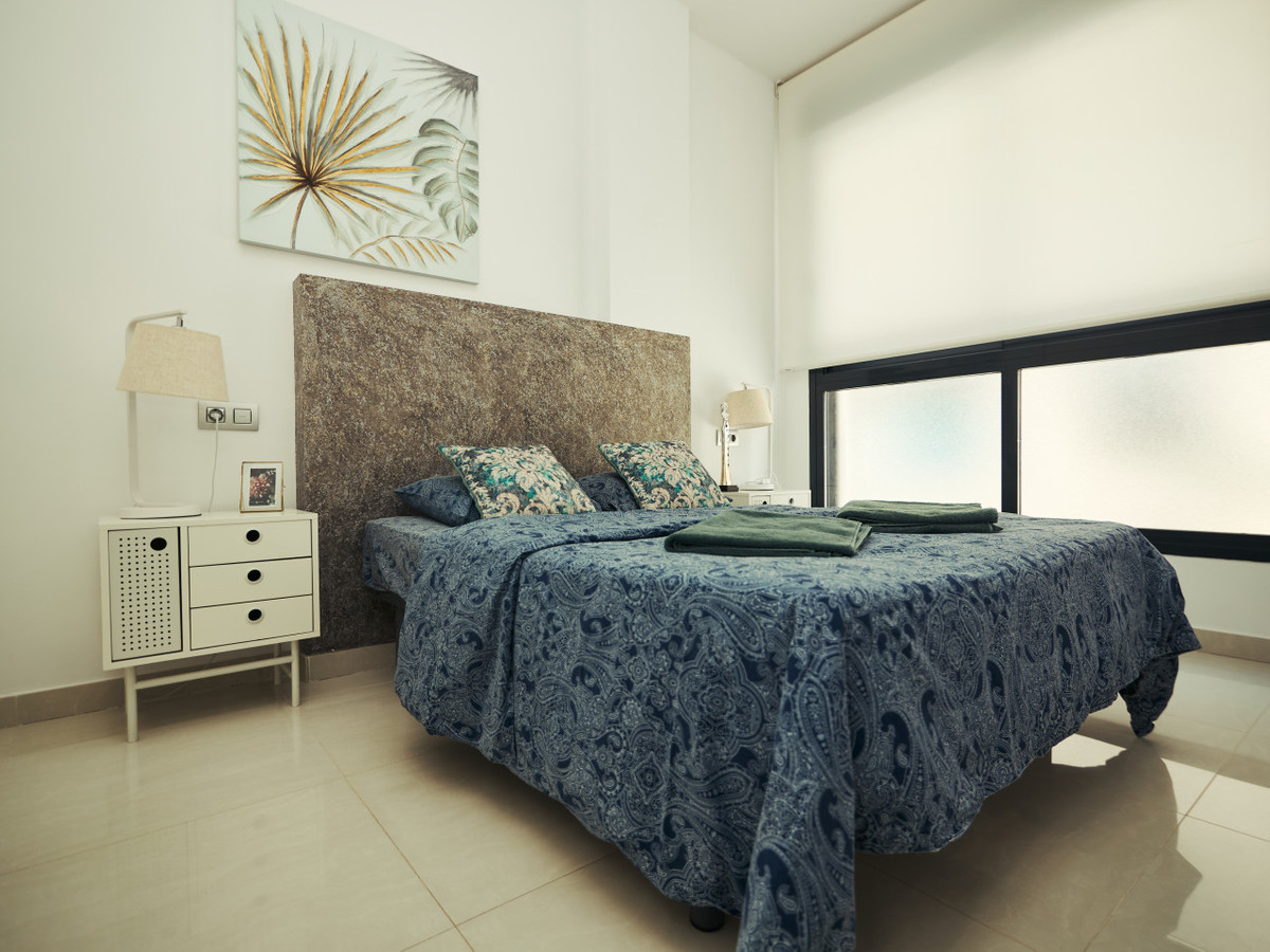 Appartement te koop in Torrevieja | 2 slaapkamers H5411260