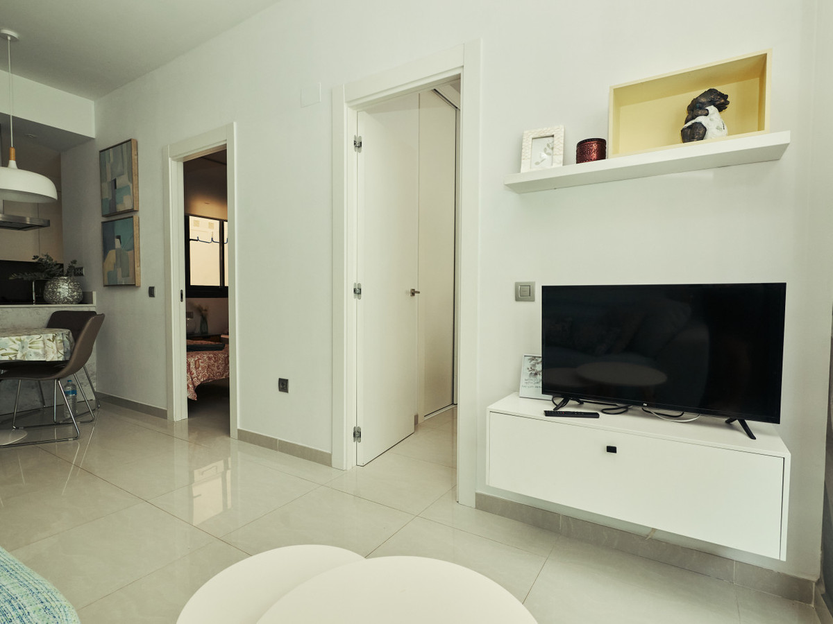 Appartement te koop in Torrevieja | 2 slaapkamers H5411260