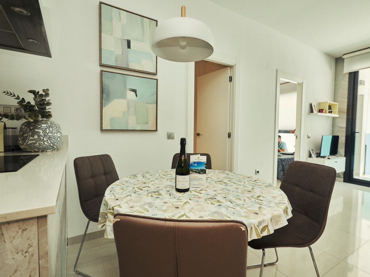 Appartement te koop in Torrevieja | 2 slaapkamers H5411260