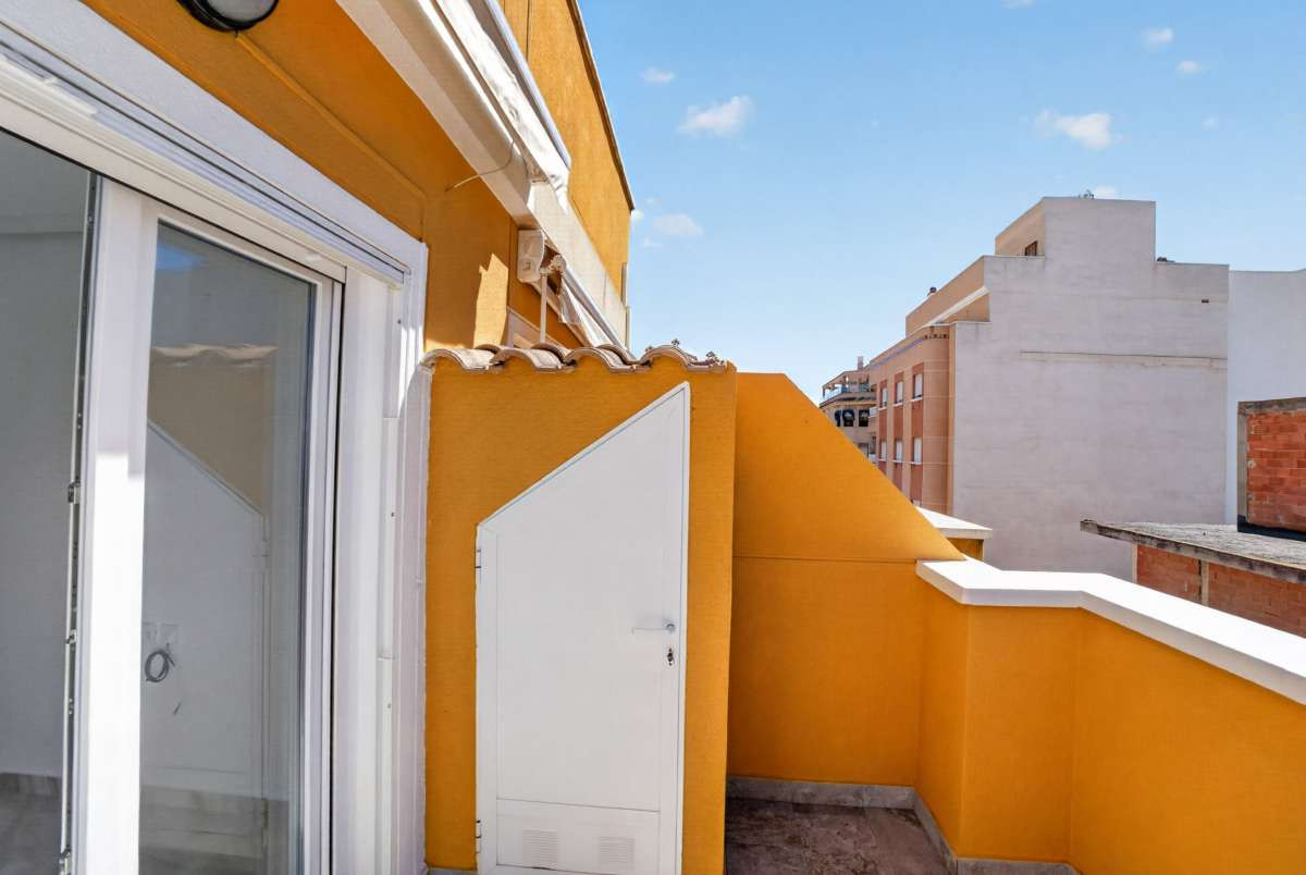 Appartement te koop in Torrevieja | 2 slaapkamers H5413234