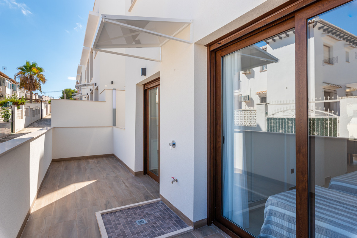 Appartement te koop in Torrevieja | 2 - 3 slaapkamers H5414791