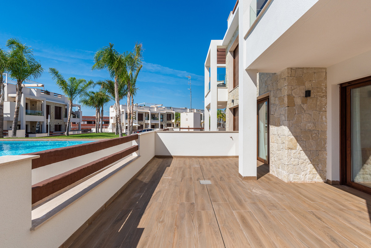 Appartement te koop in Torrevieja | 2 - 3 slaapkamers H5414791