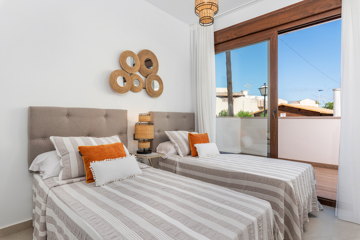 Appartement te koop in Torrevieja | 2 - 3 slaapkamers H5414791