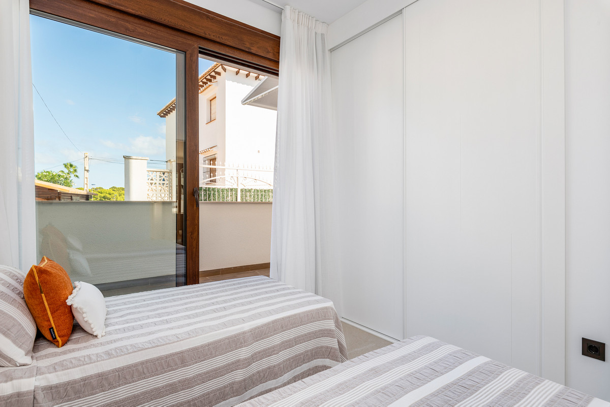 Appartement te koop in Torrevieja | 2 - 3 slaapkamers H5414791
