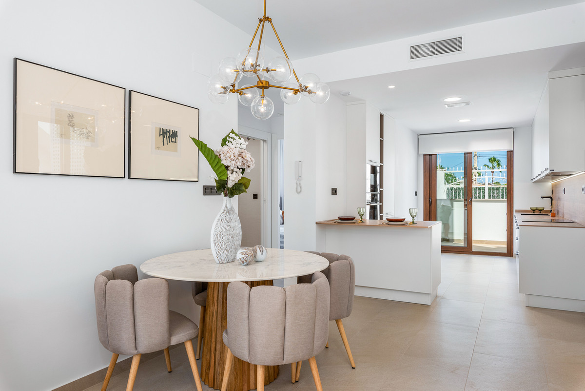 Appartement te koop in Torrevieja | 2 - 3 slaapkamers H5414791
