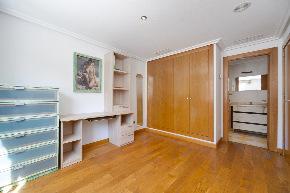 Property main view 33