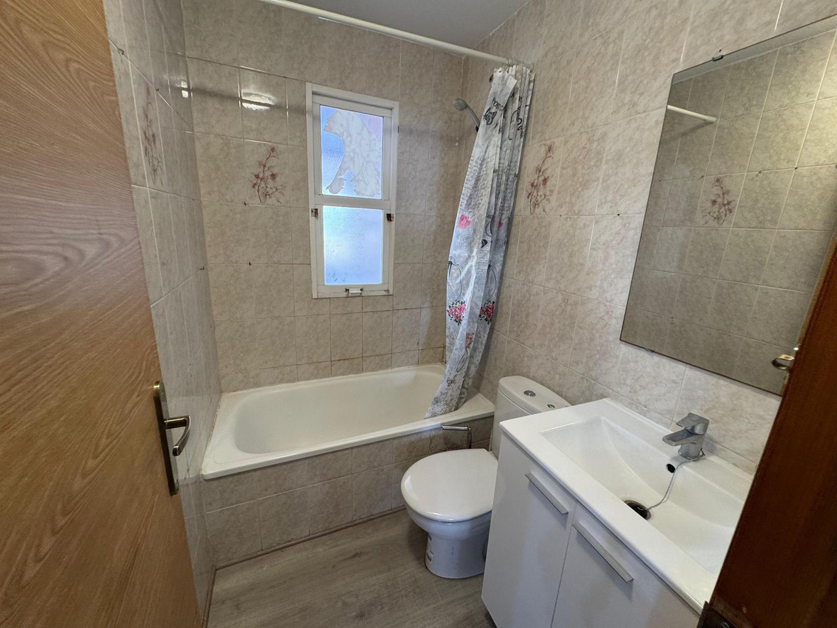 Appartement te koop in Torrevieja | 0 slaapkamers H5418685