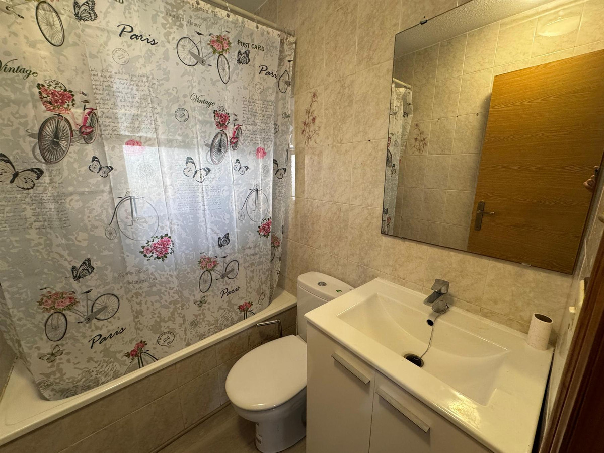 Appartement te koop in Torrevieja | 0 slaapkamers H5418685