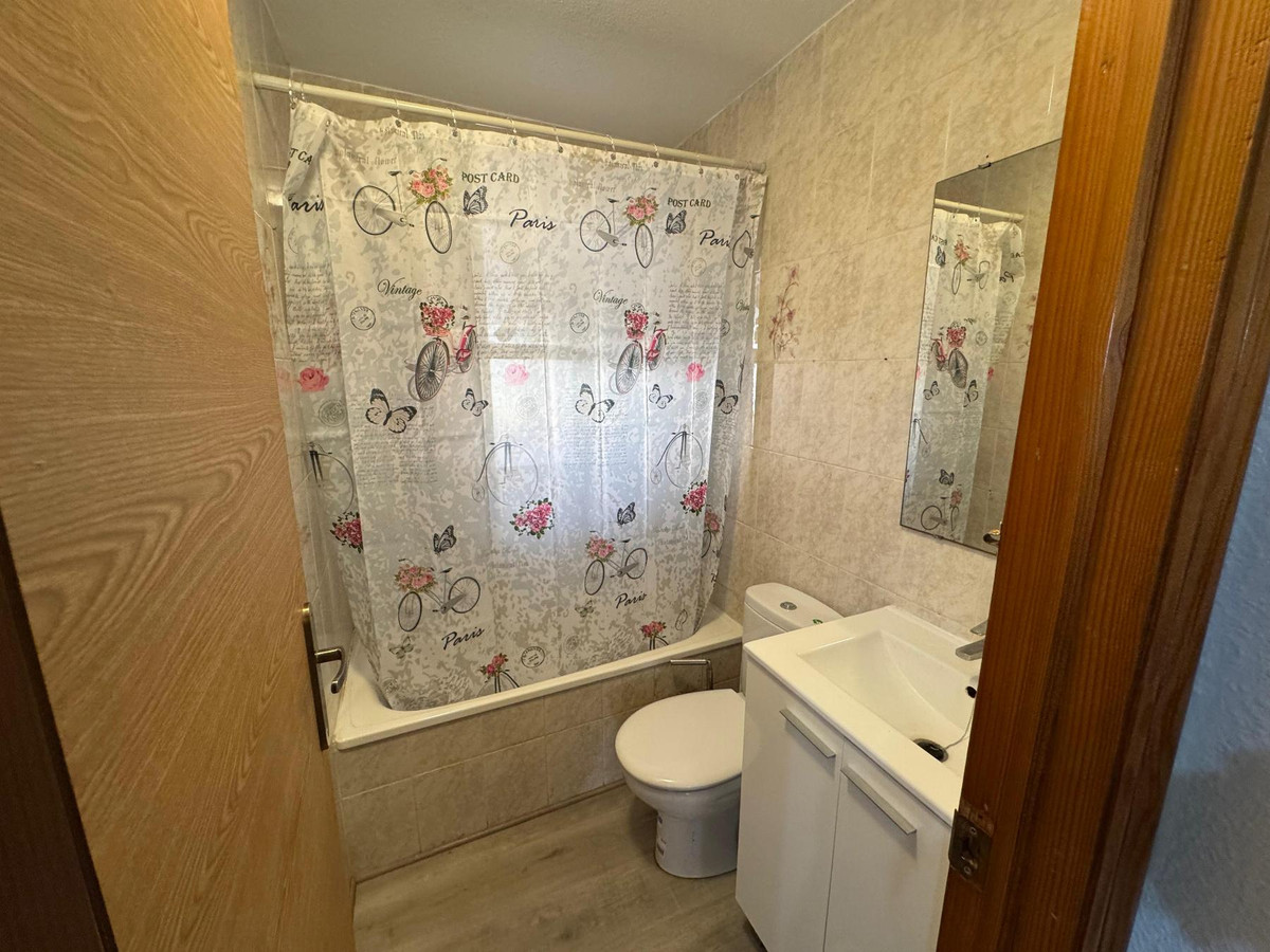 Appartement te koop in Torrevieja | 0 slaapkamers H5418685