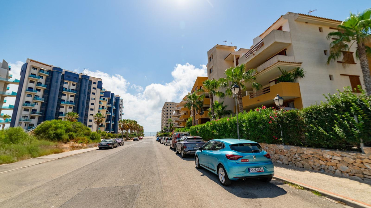 Appartement te koop in Torrevieja | 2 slaapkamers H5421418