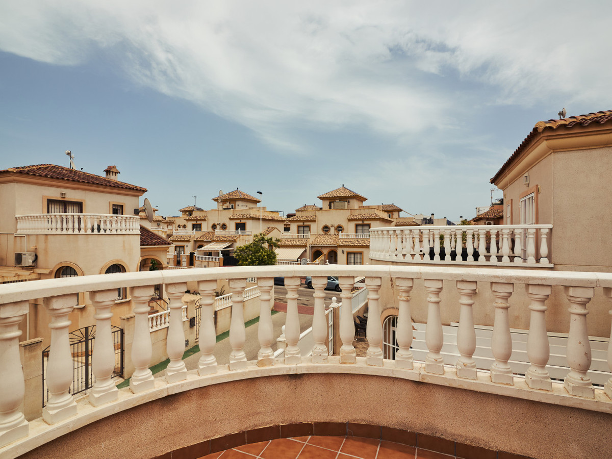 Appartement te koop in Torrevieja | 2 slaapkamers H5423875
