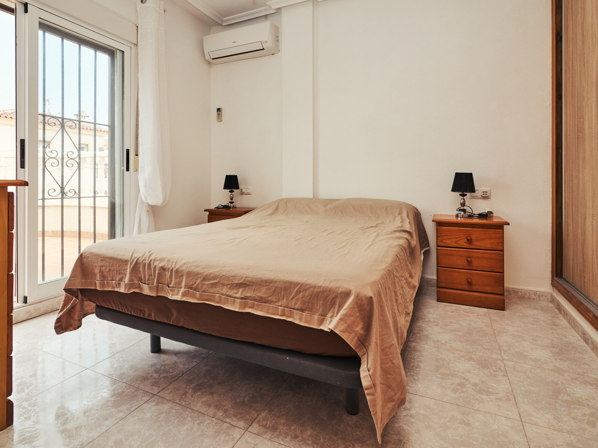 Appartement te koop in Torrevieja | 2 slaapkamers H5423875