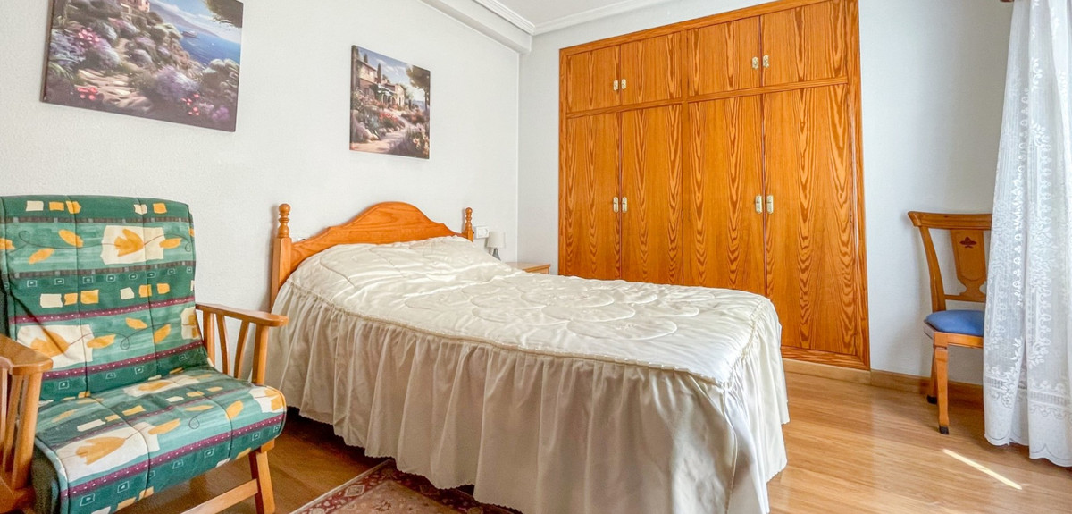 Appartement te koop in Torrevieja | 3 slaapkamers H5425678