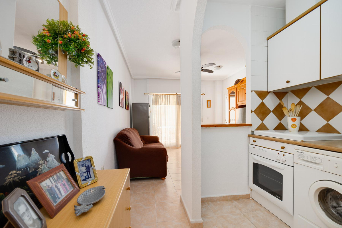 Huis te koop in Torrevieja | 2 slaapkamers H5426398
