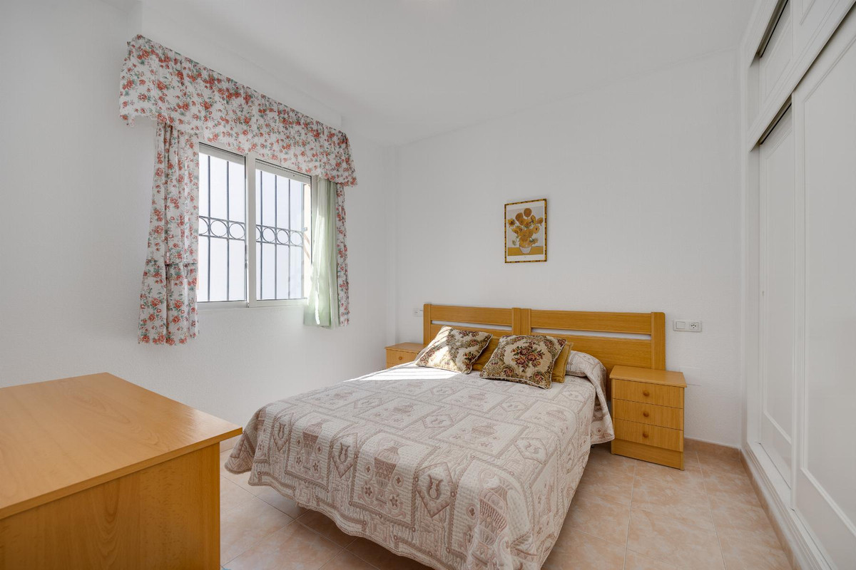 Huis te koop in Torrevieja | 2 slaapkamers H5426398