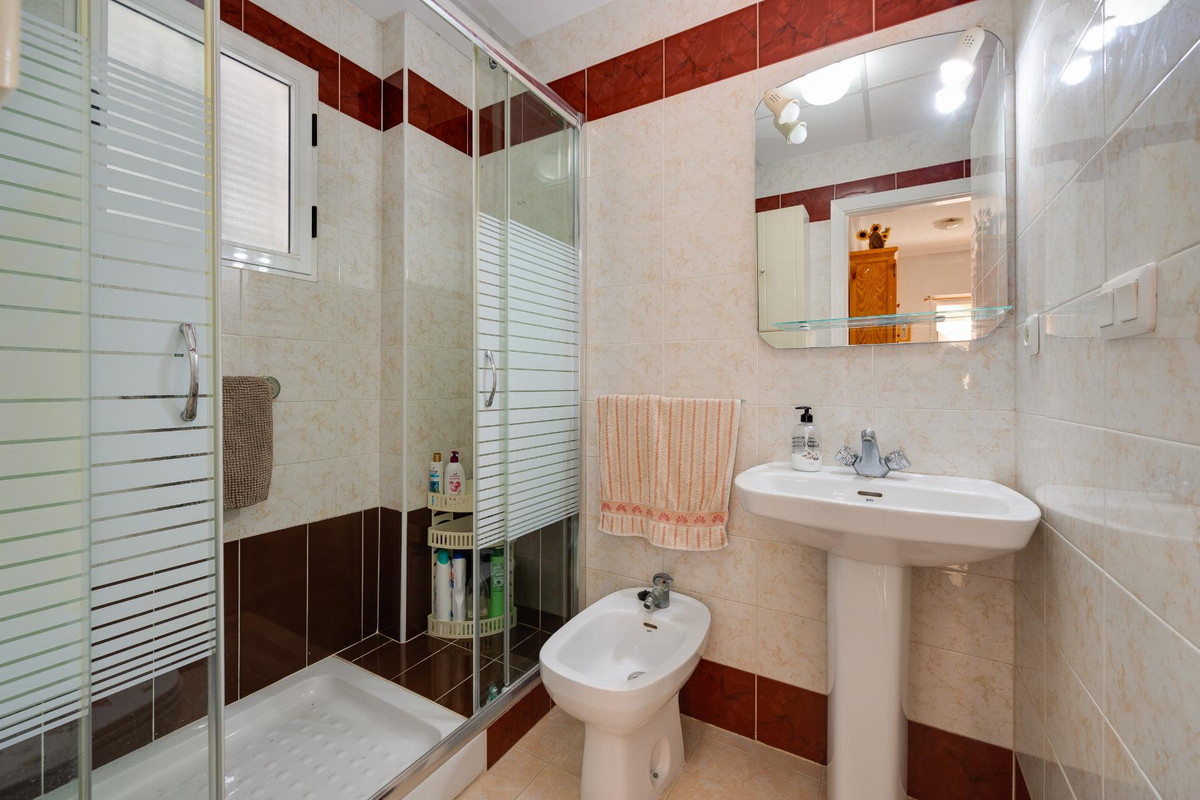 Huis te koop in Torrevieja | 2 slaapkamers H5426398