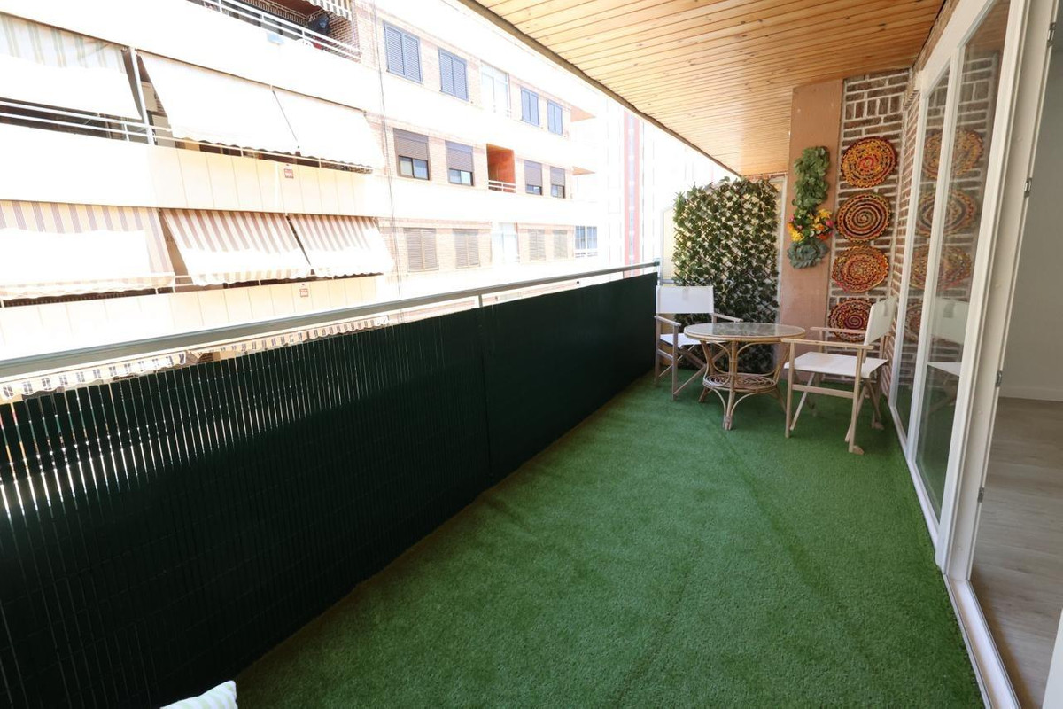 Huis te koop in Torrevieja | 3 slaapkamers H5426608