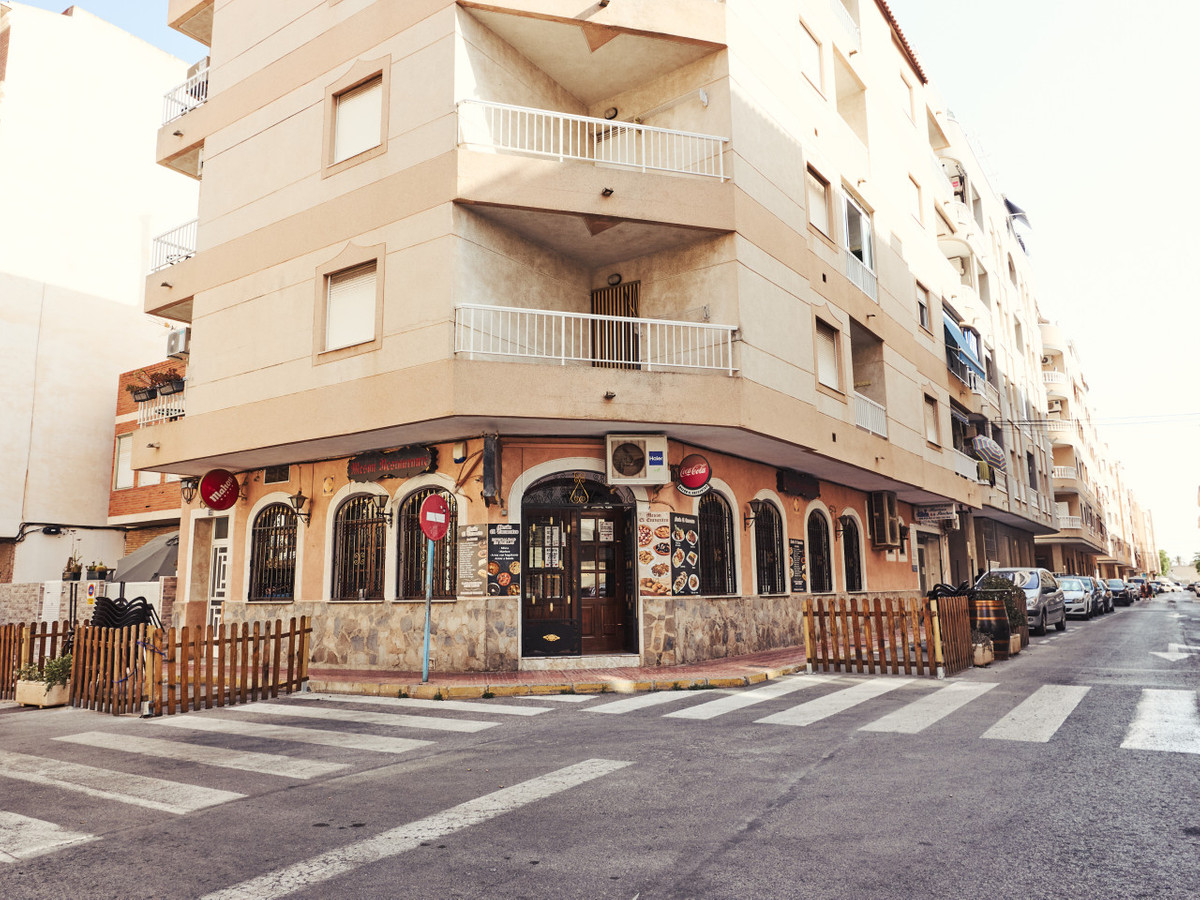 Appartement te koop in Torrevieja | 2 slaapkamers H5426650