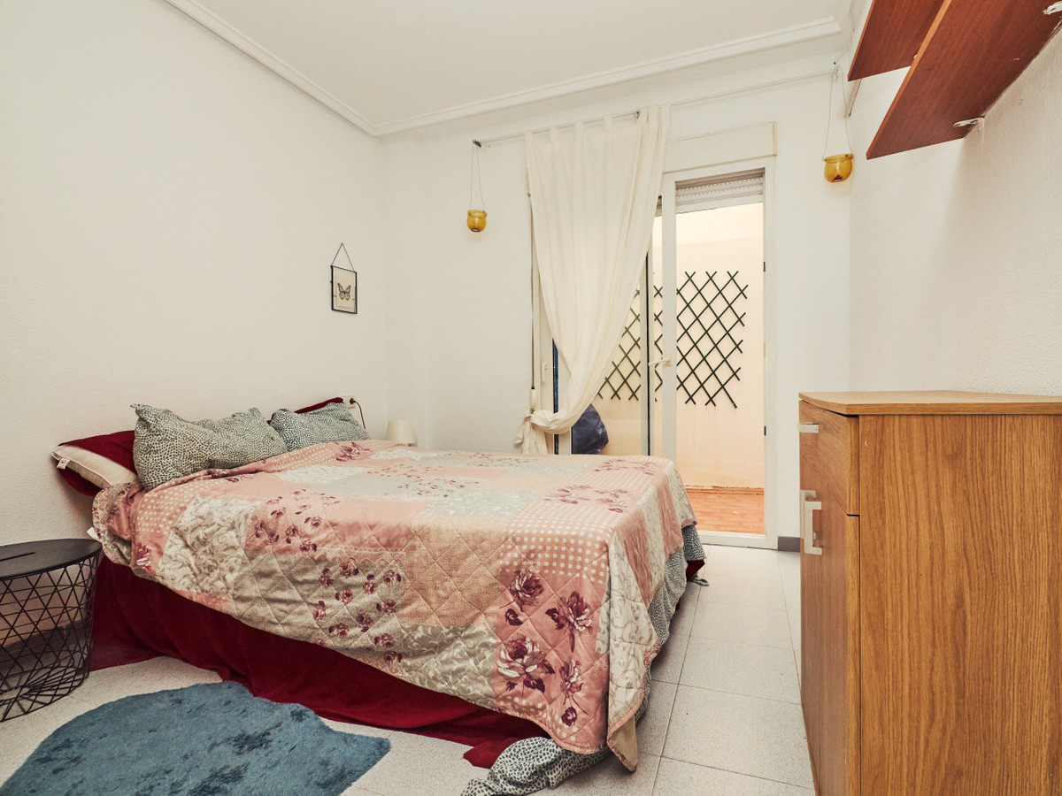 Appartement te koop in Torrevieja | 2 slaapkamers H5426650