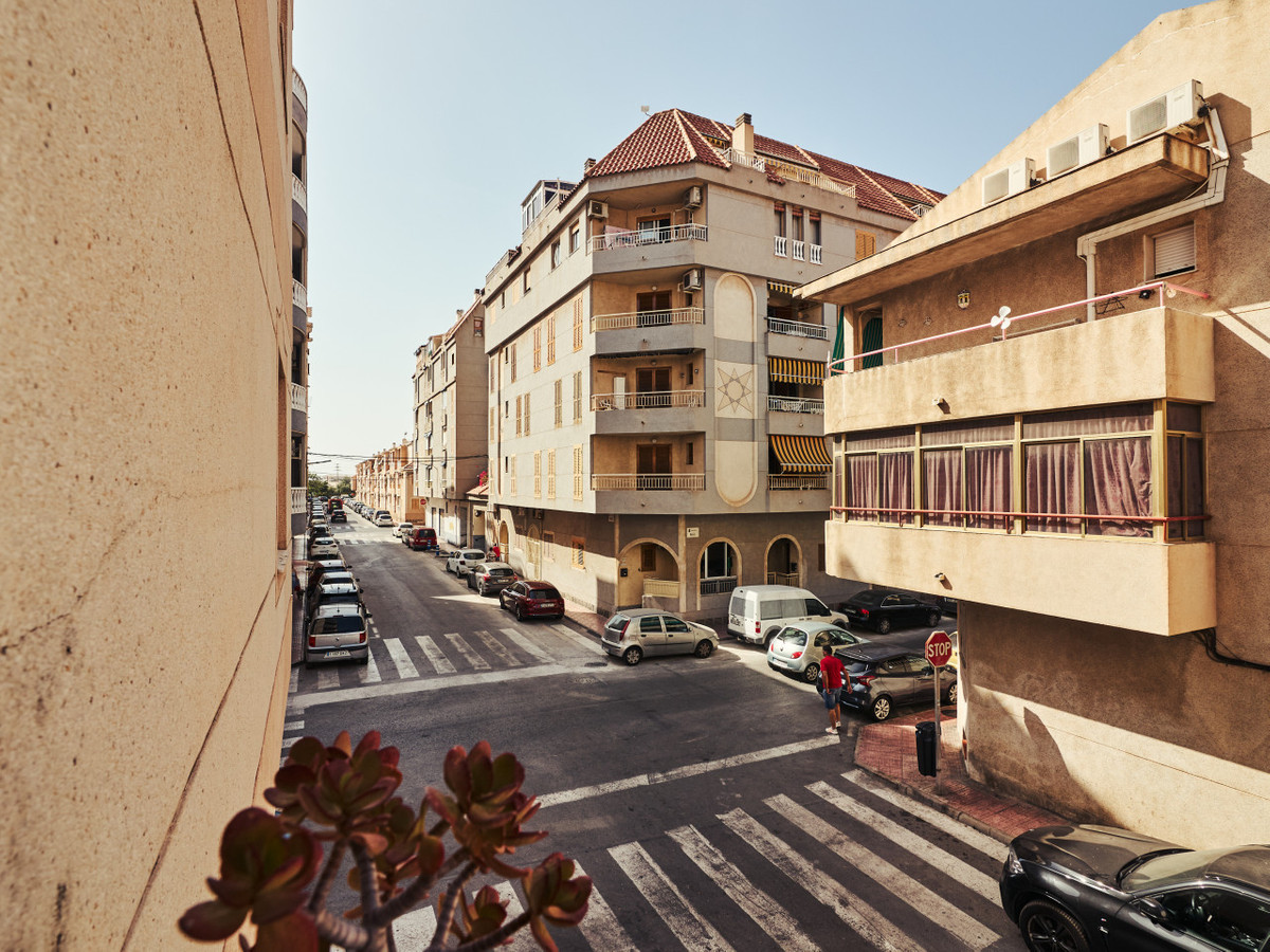 Appartement te koop in Torrevieja | 2 slaapkamers H5426650