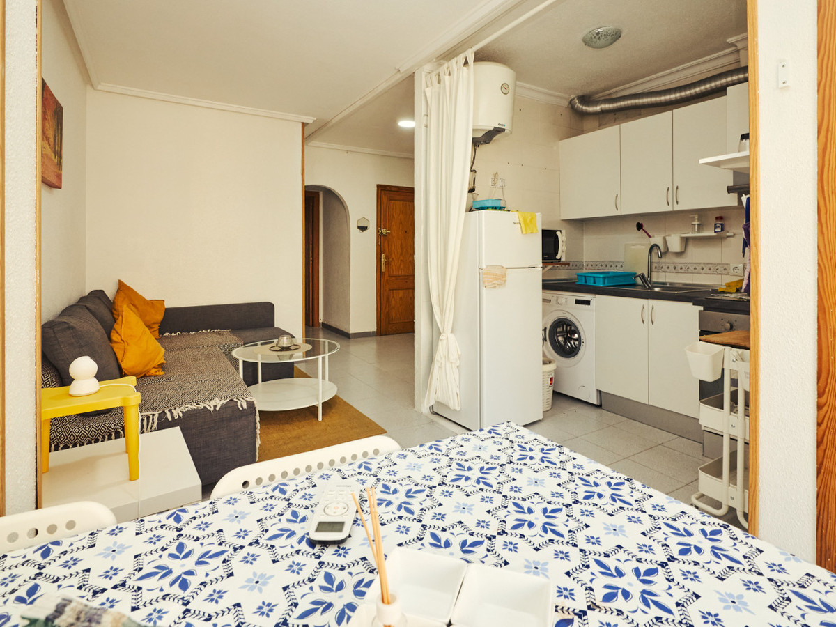 Appartement te koop in Torrevieja | 2 slaapkamers H5426650
