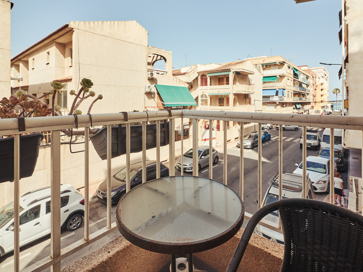 Appartement te koop in Torrevieja | 2 slaapkamers H5426650