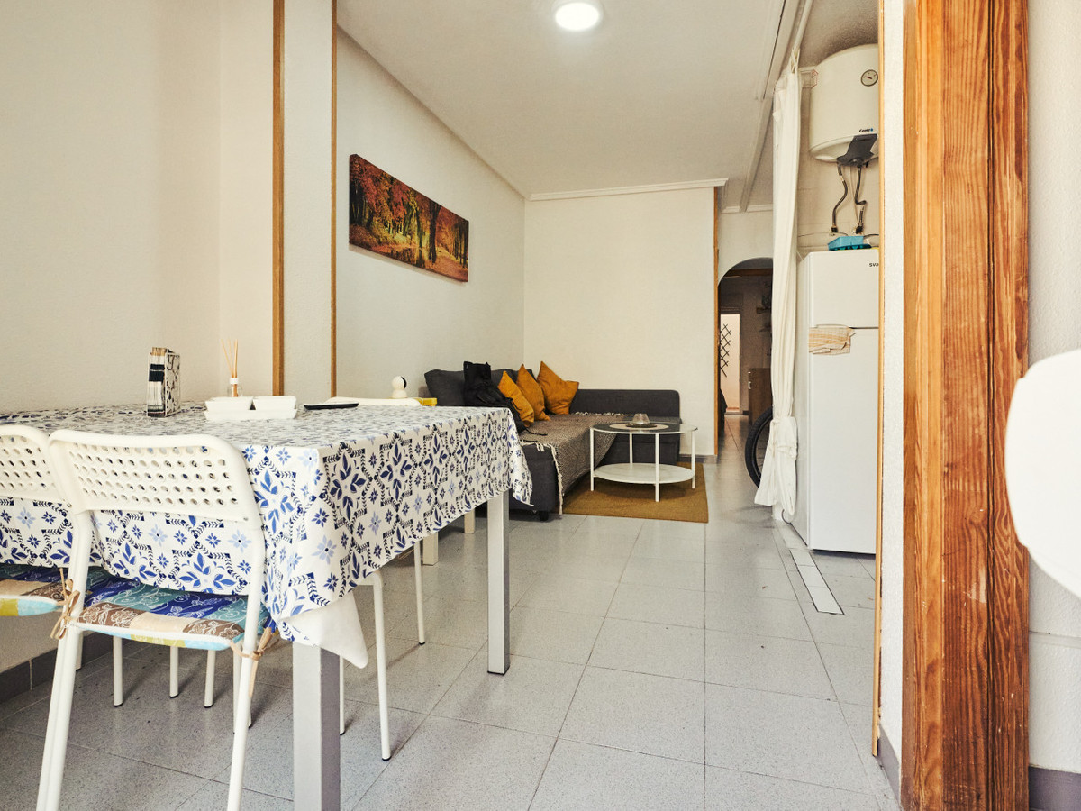 Appartement te koop in Torrevieja | 2 slaapkamers H5426650