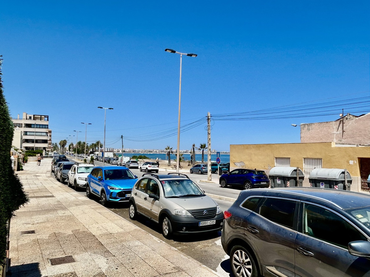 Appartement te koop in Torrevieja | 2 slaapkamers H5431417