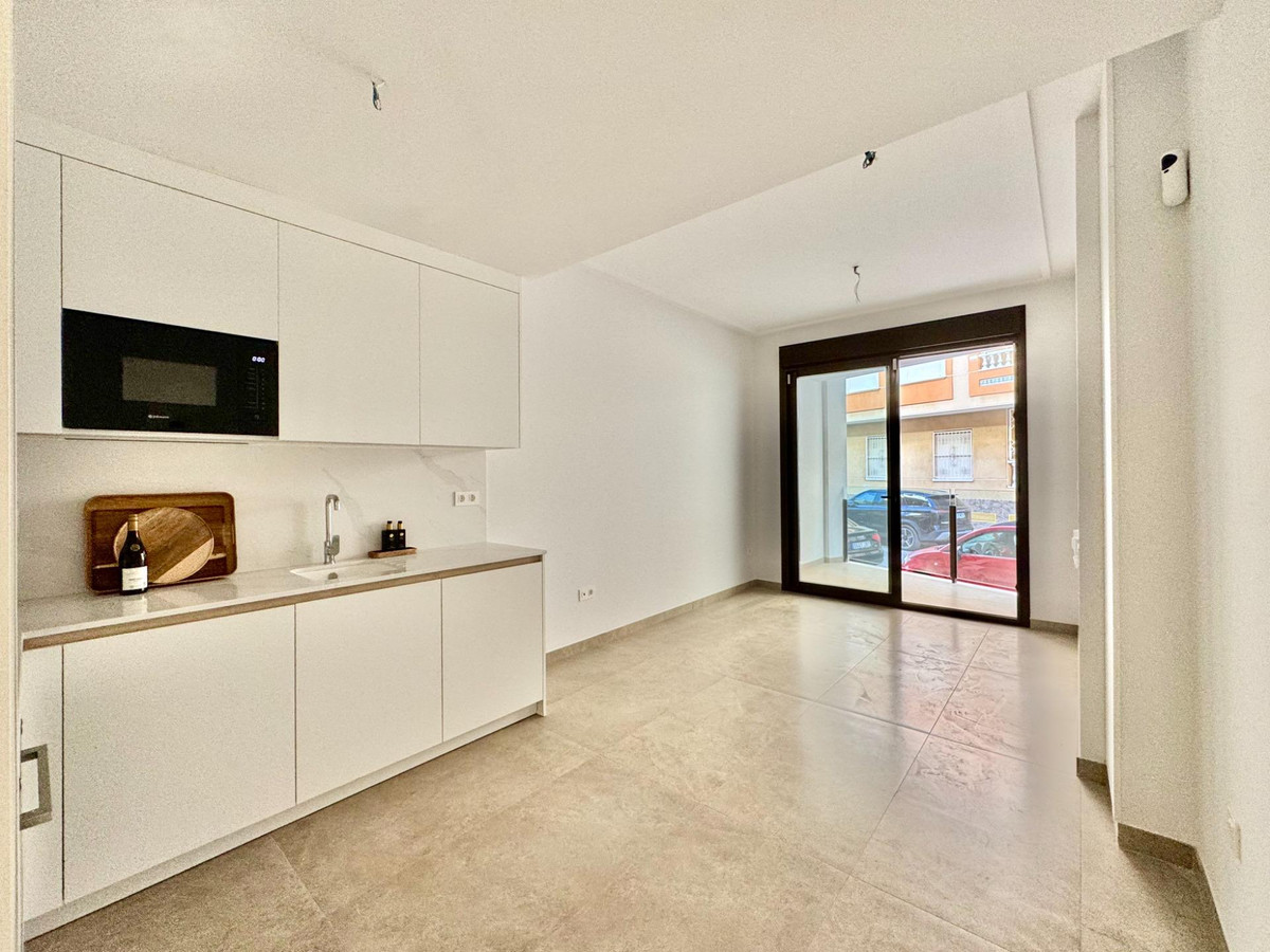 Appartement te koop in Torrevieja | 2 slaapkamers H5432575