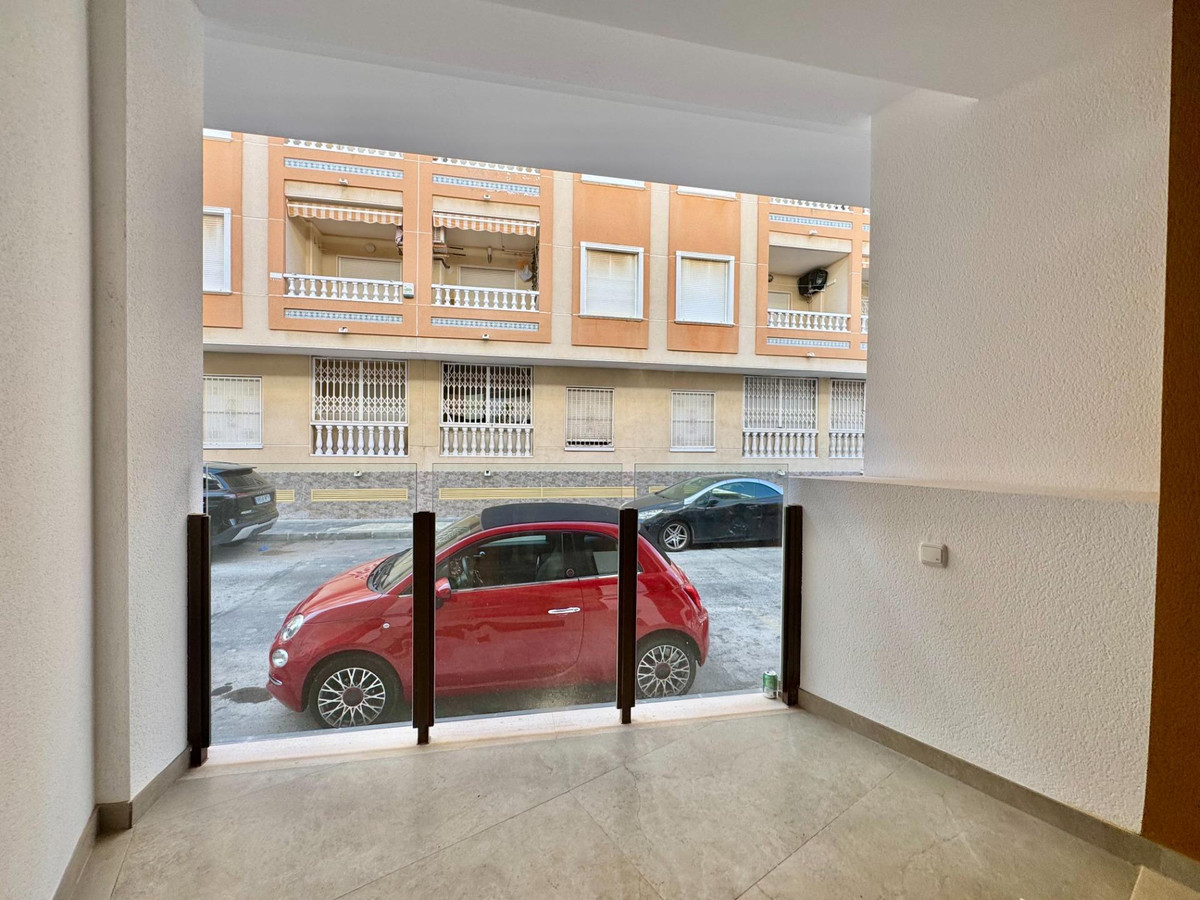 Appartement te koop in Torrevieja | 2 slaapkamers H5432575
