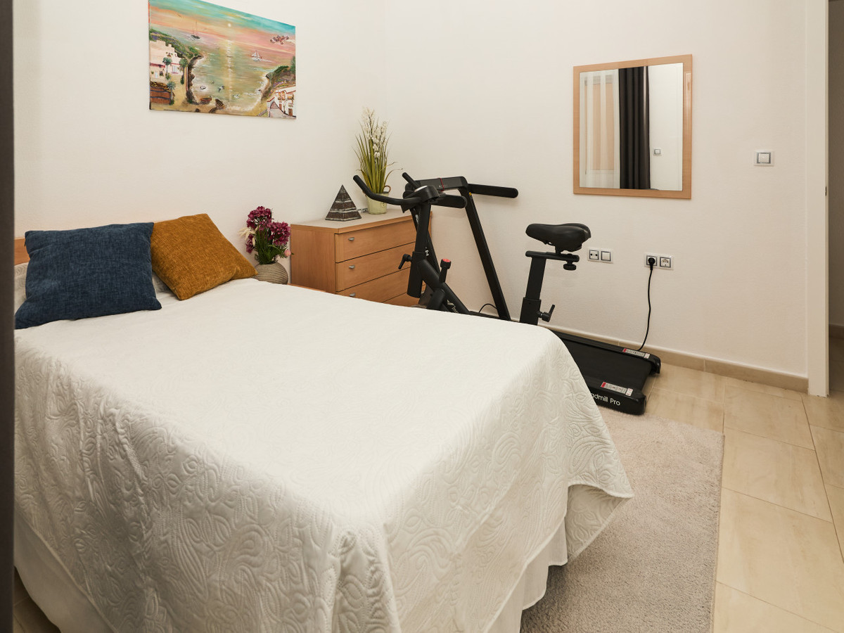 Appartement te koop in Torrevieja | 2 slaapkamers H5440183