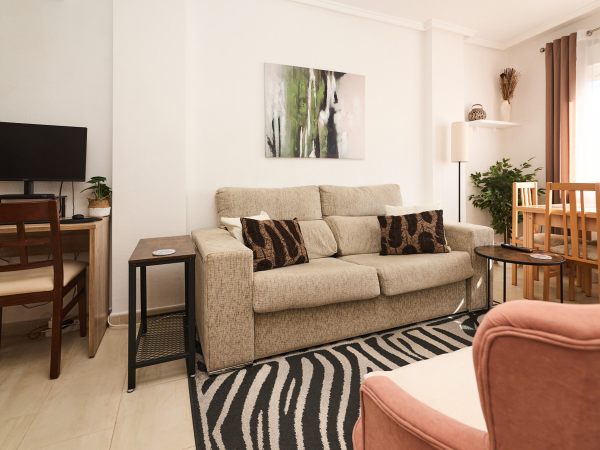 Appartement te koop in Torrevieja | 2 slaapkamers H5440183