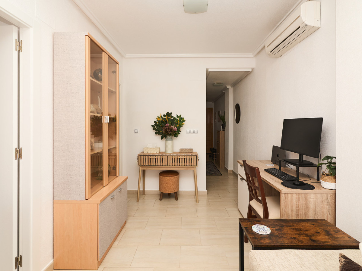 Appartement te koop in Torrevieja | 2 slaapkamers H5440183