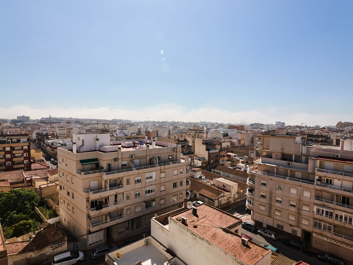 Appartement te koop in Torrevieja | 2 slaapkamers H5440183