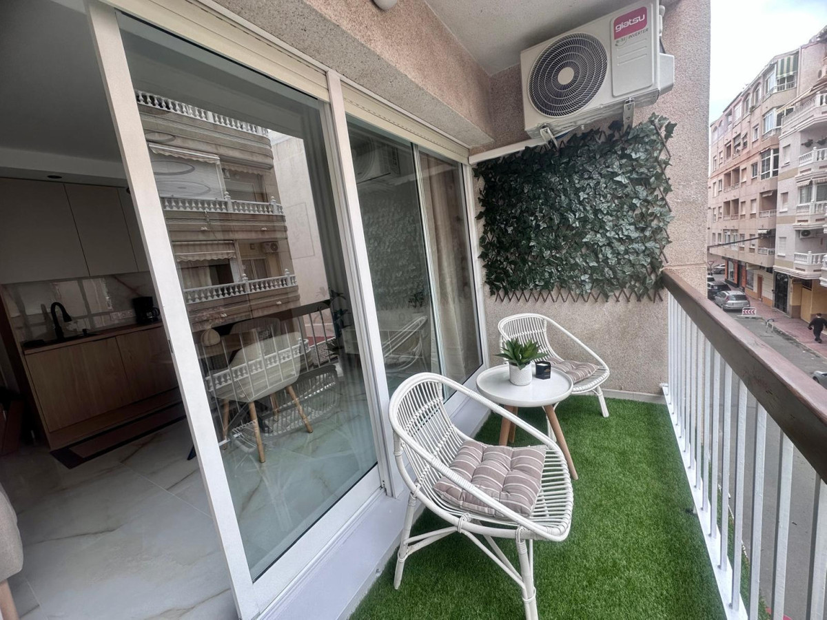 Appartement te koop in Torrevieja | 1 slaapkamers H5452024