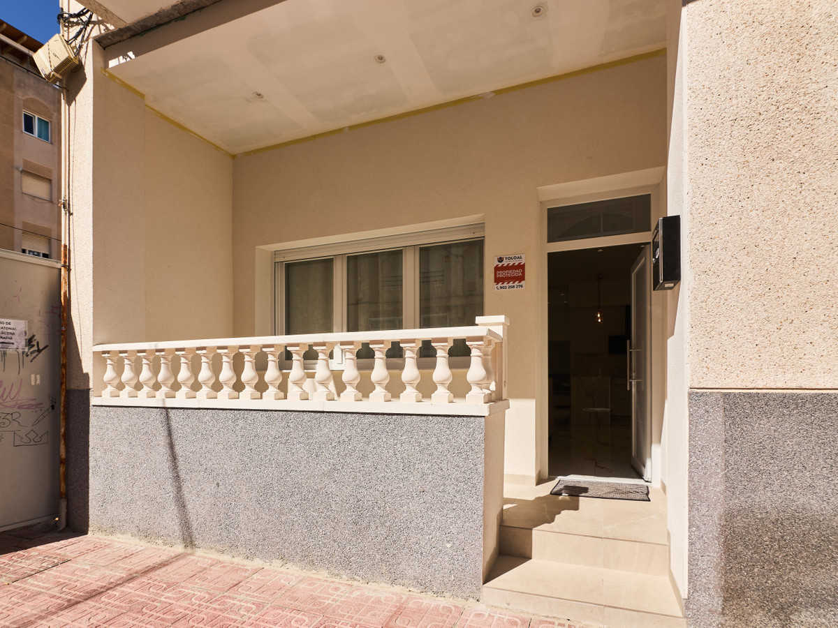 Huis te koop in Torrevieja | 2 slaapkamers H5455228