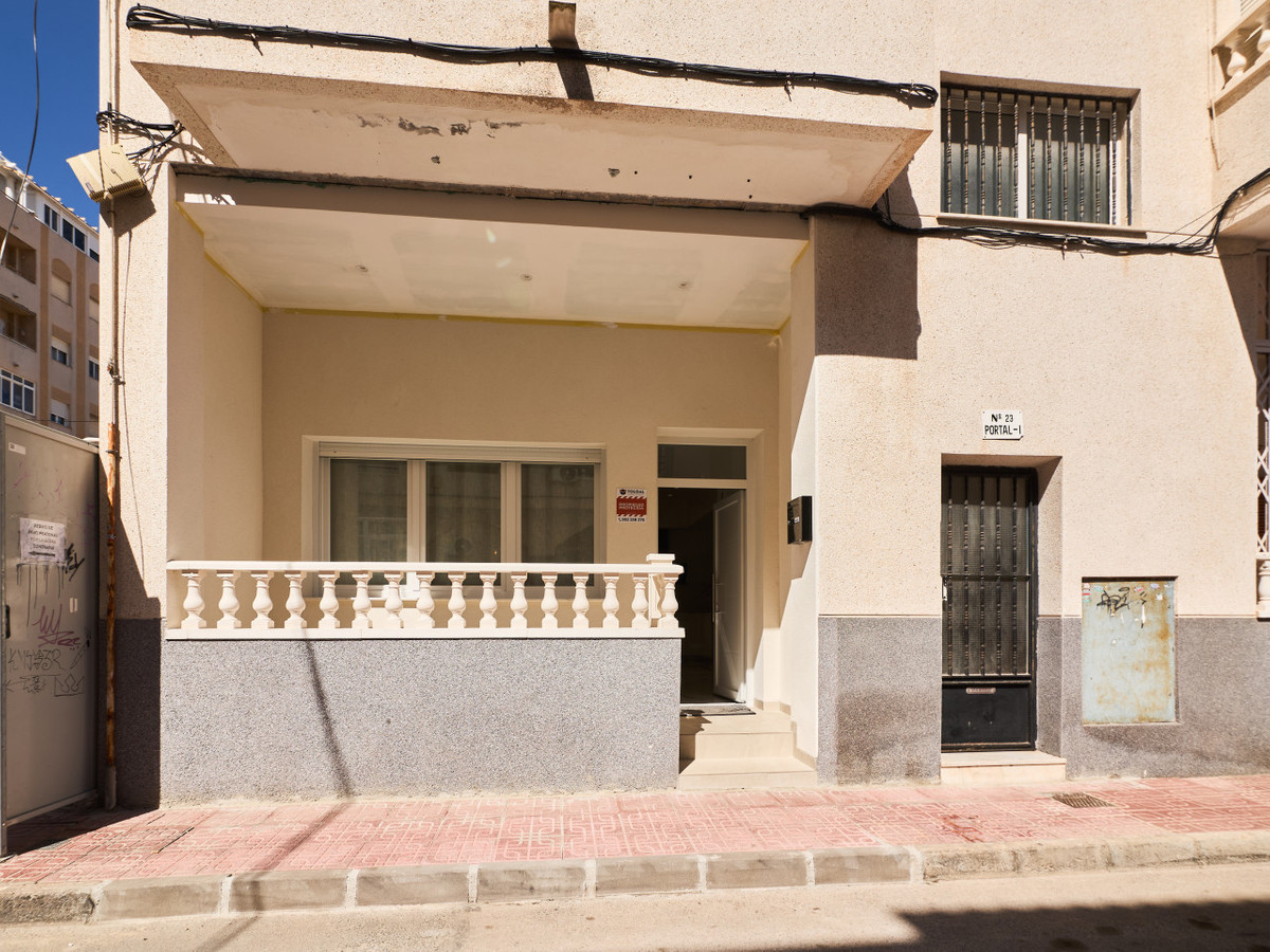 Huis te koop in Torrevieja | 2 slaapkamers H5455228