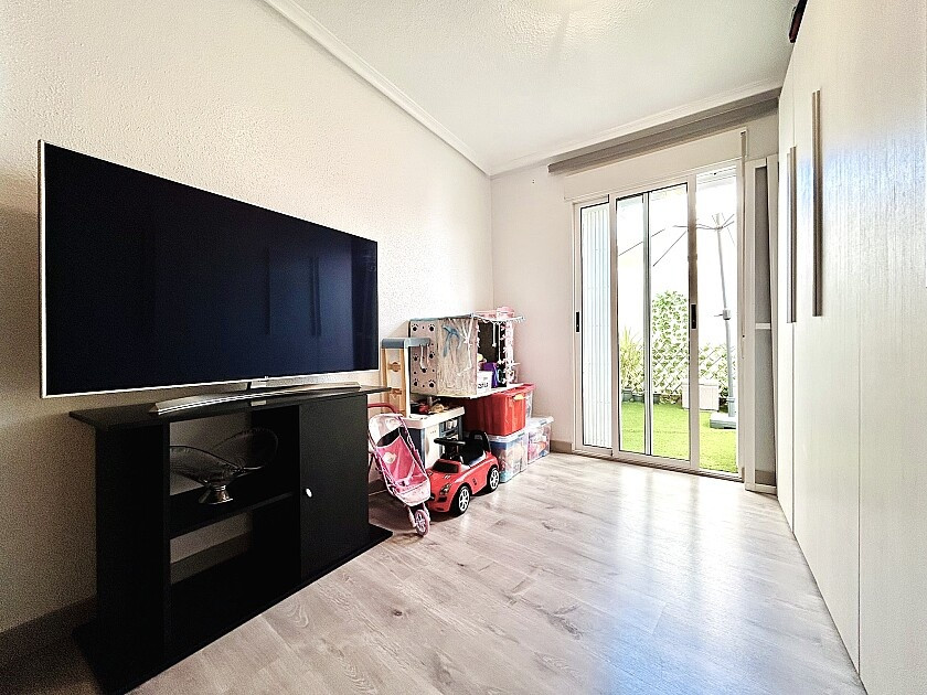 Appartement te koop in Torrevieja | 4 slaapkamers H5456230