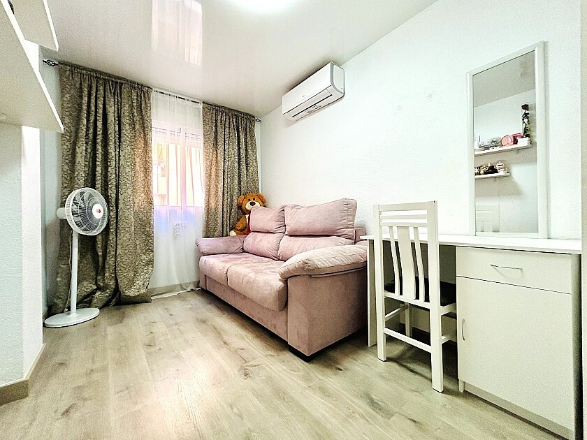 Appartement te koop in Torrevieja | 4 slaapkamers H5456230