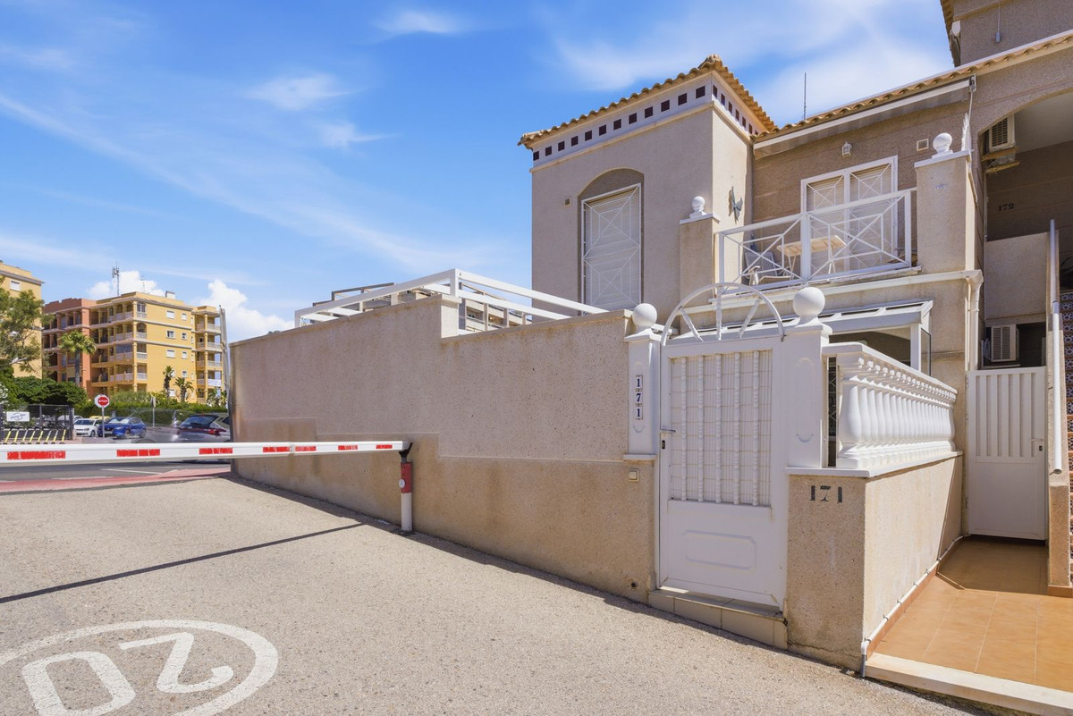 Penthouse te koop in Torrevieja | 2 slaapkamers H5463019