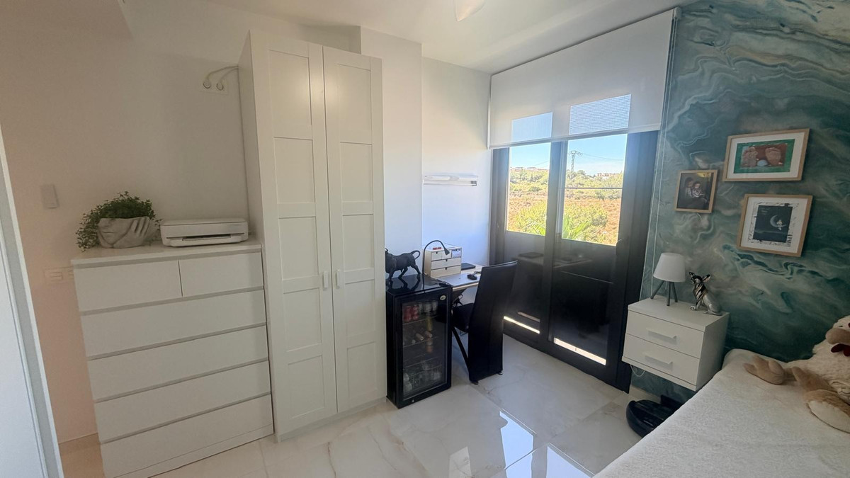 Appartement te koop in Torrevieja | 3 slaapkamers H5464345