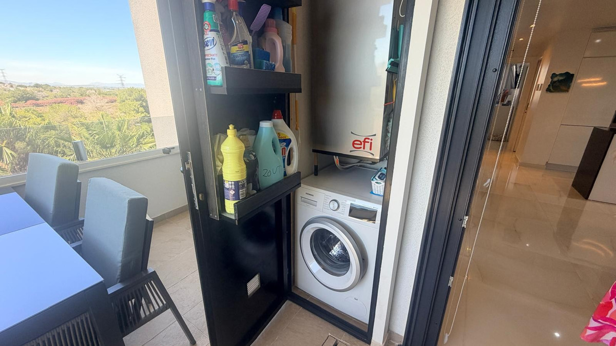 Appartement te koop in Torrevieja | 3 slaapkamers H5464345
