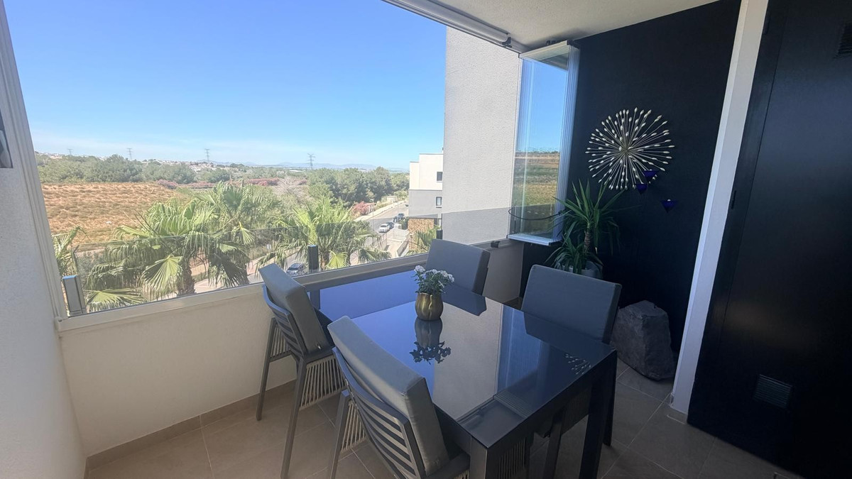 Appartement te koop in Torrevieja | 3 slaapkamers H5464345